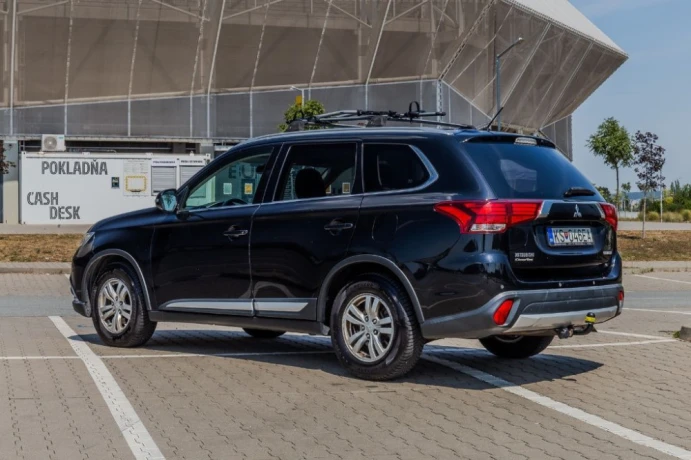 mitsubishi-outlander-20-cleartec-4wd-lpg-big-3