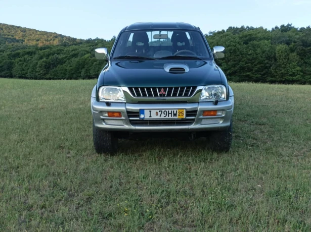 mitsubishi-l-200-25td-gls-4wd-dk-abs-ac-big-1
