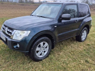 mitsubishi-pajero-32-di-d