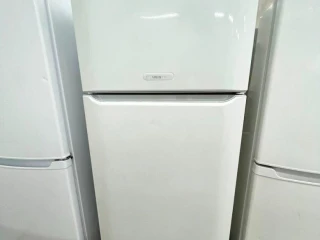 predam-chladnicku-ariston-160cm