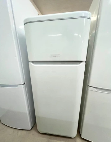 predam-chladnicku-ariston-160cm-big-0