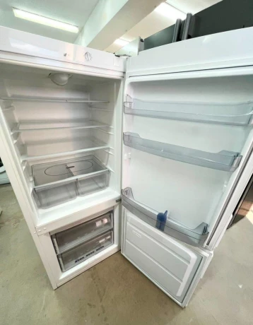 predam-chladnicku-whirlpool-156cm-big-1