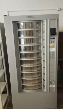 automat-vydajny-chladiaci-big-0