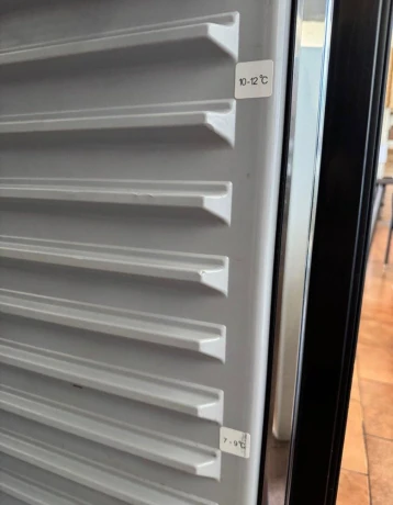 predam-profesionalnu-vinoteku-electrolux-wine-line-400-l-big-4