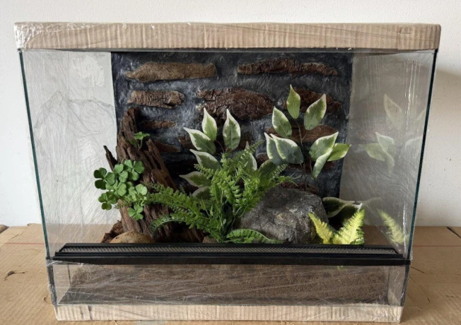 zariadene-terarium-50x35x35-a-50x40x40-big-2