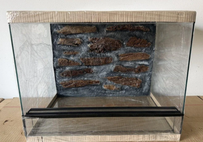 zariadene-terarium-50x35x35-a-50x40x40-big-3