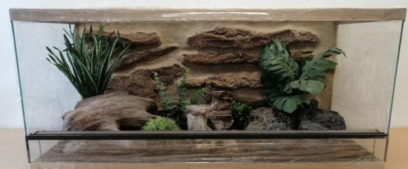 terarium-90x40x40-s-3d-stenou-big-2