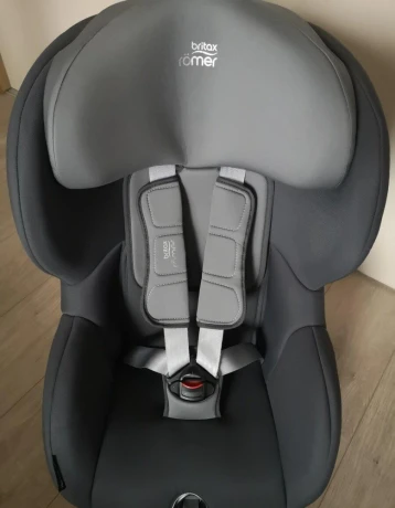 autosedacka-britax-trifix-2-big-1
