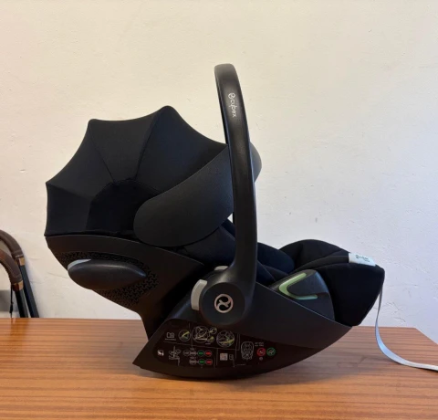 polohovatelna-autosedacka-cybex-cloud-g-i-size-big-1