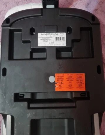 predam-isofix-na-uchytenie-vajicka-v-aute-big-0