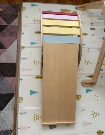 montessori-hojdacka-a-piklerov-trojuholnik-big-2