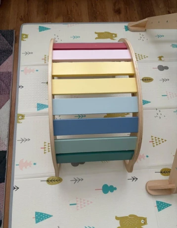 montessori-hojdacka-a-piklerov-trojuholnik-big-3