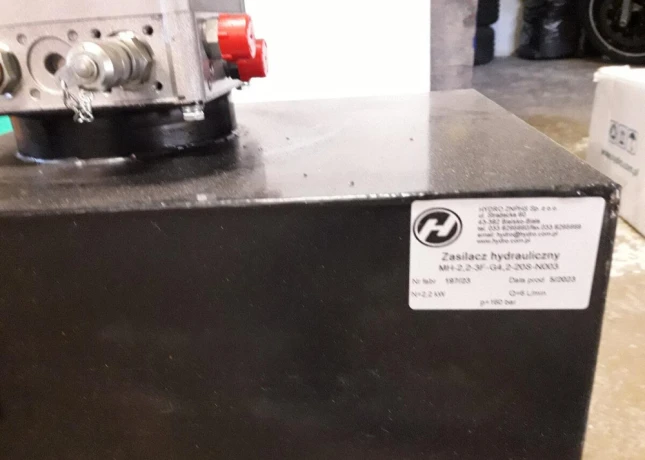 elektricke-hydraulicke-cerpadlo-15-litrove-big-2