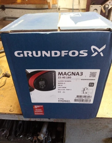 grundfos-magna3-25-40-180-big-0