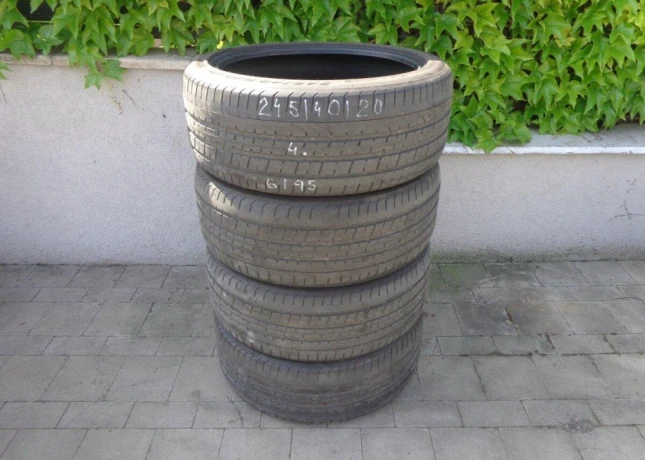 24540r20-pirelli-letne-pneu-big-0