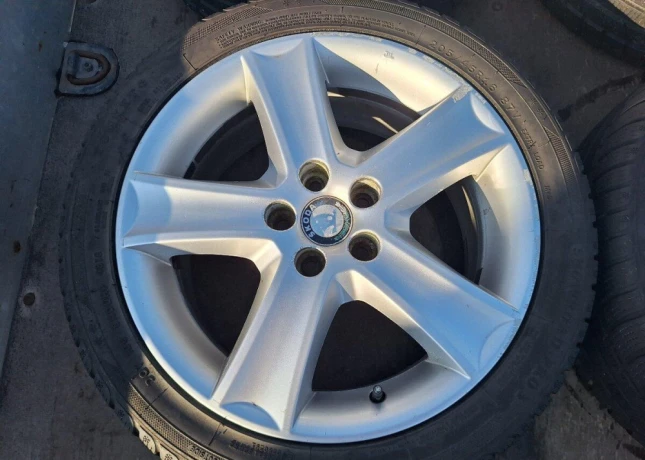 original-skoda-disky-poli-16-20545-big-3
