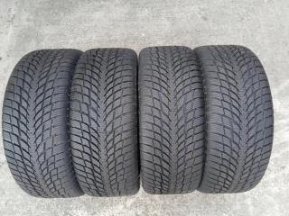22540-r18-nove-zimne-nokian