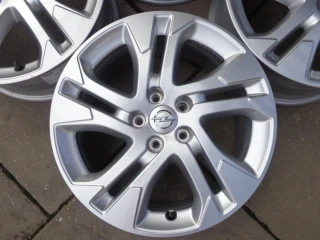 5x108-r17-vivaro-spacetourer-proace-jumpy-traveller-aludisky