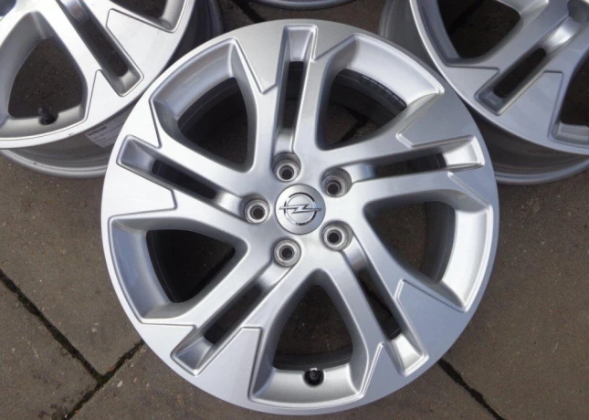 5x108-r17-vivaro-spacetourer-proace-jumpy-traveller-aludisky-big-0