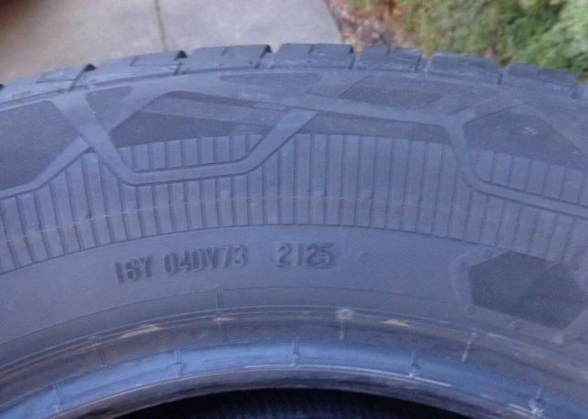 23565r16c-nove-demo-continental-letne-pneu-big-4