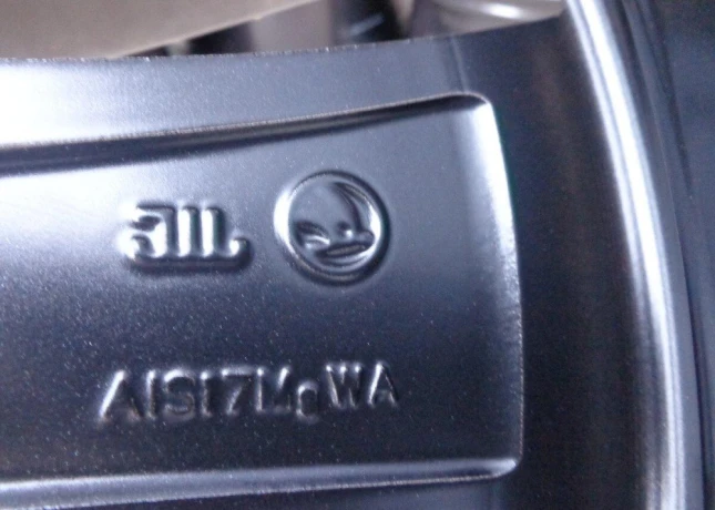 5x112-r19-skoda-enyaq-skoda-elroq-new-aludisky-big-3