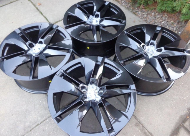 5x112-r19-skoda-enyaq-skoda-elroq-new-aludisky-big-1