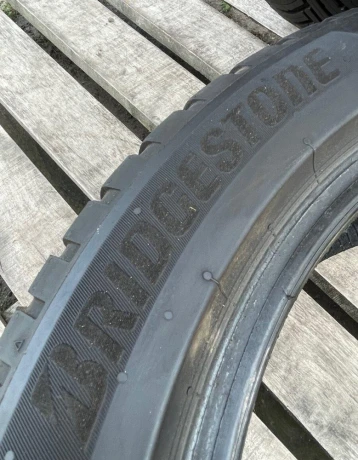2023-bridgestone-21550-r17-celorocne-big-3