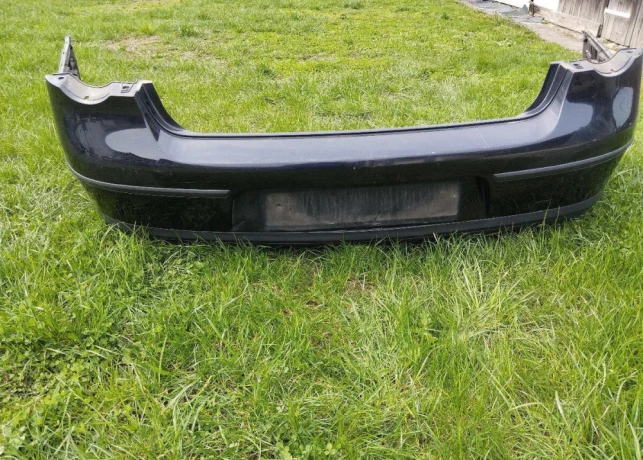 zadny-naraznik-airbag-passat-b6-vw-big-0