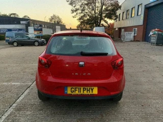 predam-kufor-piate-dvere-seat-ibiza-2010