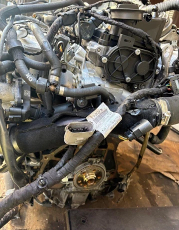 kompletny-motor-16-tdi-77kw-clhclhaclhbclhc-160-000km-big-4