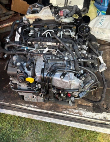 kompletny-motor-16-tdi-77kw-clhclhaclhbclhc-160-000km-big-1