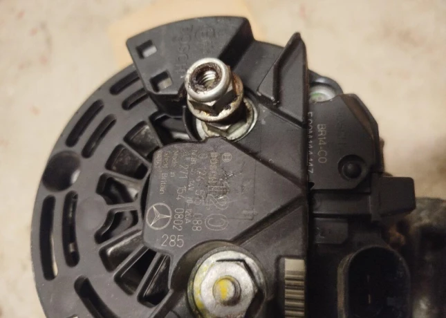 predam-alternator-na-mercedes-benz-w203-18-benzin-big-3