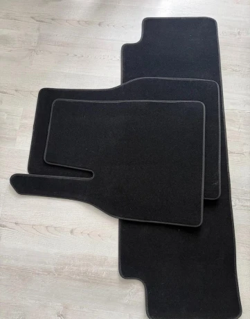 tesla-model-y-juniper-rohoze-koberce-original-nove-big-0