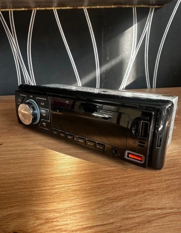 1din-autoradio-bluetooth-big-0