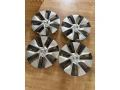 original-tesla-19-kryty-kolies-small-0