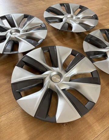 original-tesla-19-kryty-kolies-big-2