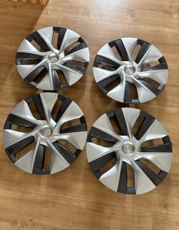 original-tesla-19-kryty-kolies-big-0