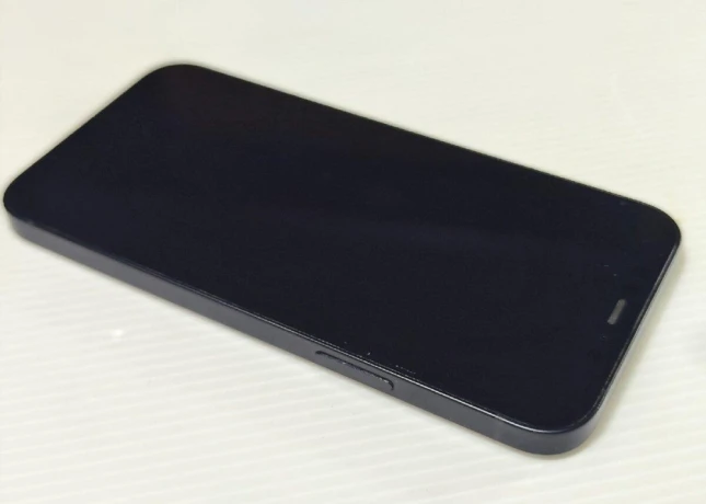 iphone-12-128-gb-black-krasny-stav-zdravie-baterie-100-big-3