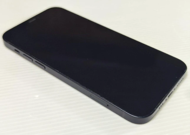 iphone-12-128-gb-black-krasny-stav-zdravie-baterie-100-big-2