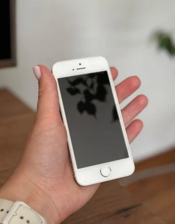 iphone-5s-16gb-big-0