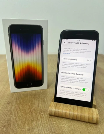 apple-iphone-se-2022-256gb-midnight-99-skoro-novy-big-2
