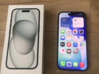 100-baterka-predam-iphone-15-128gb
