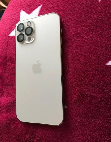 predam-iphone-12pro-big-3