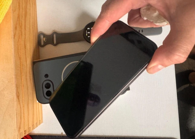 google-pixel-9a-google-pixel-watch-1-gen-zvyhodneny-b-big-3
