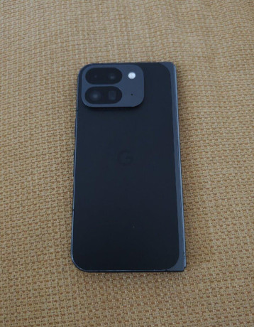 google-pixel-9-pro-fold-256-nefunkcny-na-nahradne-diely-big-0