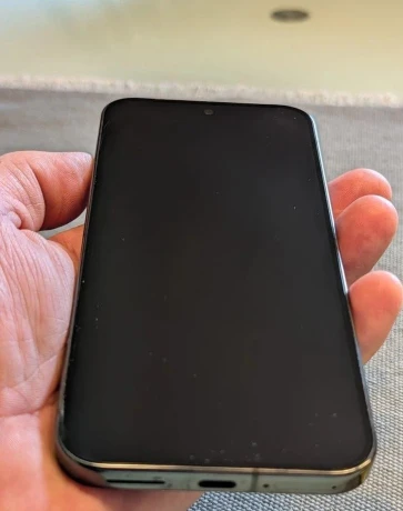 smartfon-google-pixel-9-pro-xl-s-podporou-dvoch-sim-kariet-big-3