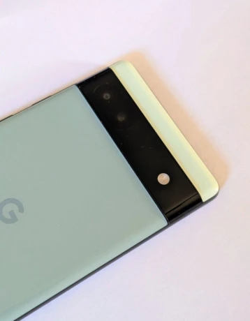 google-pixel-6a-big-0