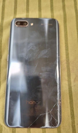 honor-10-4gb64gb-big-3