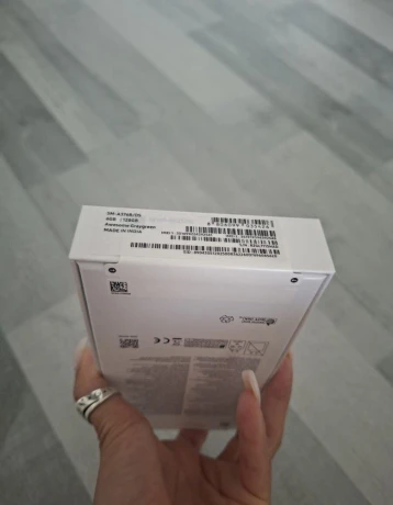 novy-samsung-galaxy-a37-5g-novy-big-3