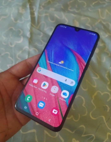predam-samsung-galaxy-a40-big-3